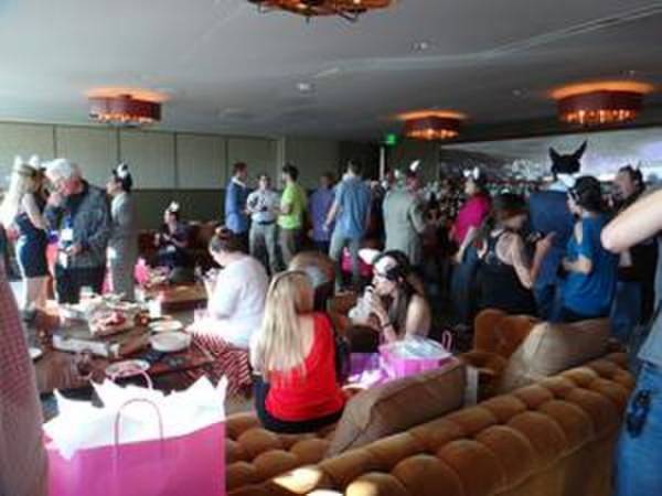 ハロウィンにもぴったりな黒耳verが当たるかも？脳波で動くネコミミ型コミュニケーションツール【necomimi】の一般販売を開始