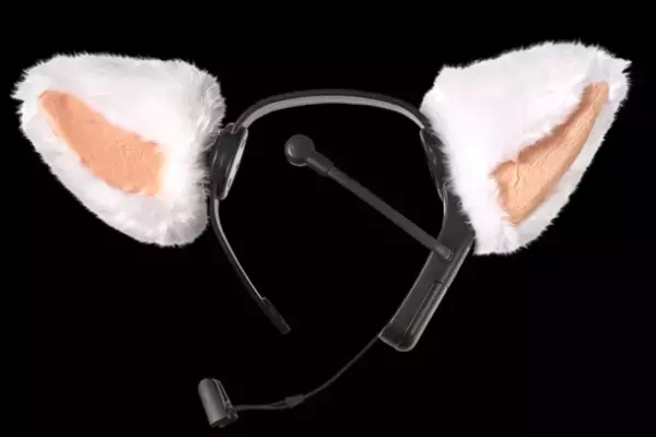 ハロウィンにもぴったりな黒耳verが当たるかも？脳波で動くネコミミ型コミュニケーションツール【necomimi】の一般販売を開始