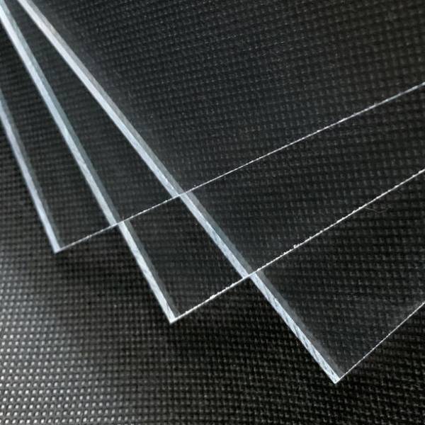 競馬ファンのお気に入りの馬や想い出の馬があのレースで走った時のゼッケンをグッズにして新発売！