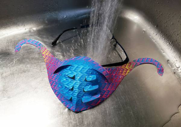 メガネのようにかけるマスク型シールドが特許取得！「学校法人 Adachi学園　大阪デザイナー専門学校」と産学協同で新デザイン発表！