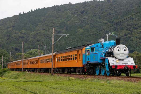きかんしゃトーマス公式イベントDAY OUT WITH THOMAS(TM)　2021冬の特別運転初の2021年～2022年 年末年始「年またぎ」運転実施！！