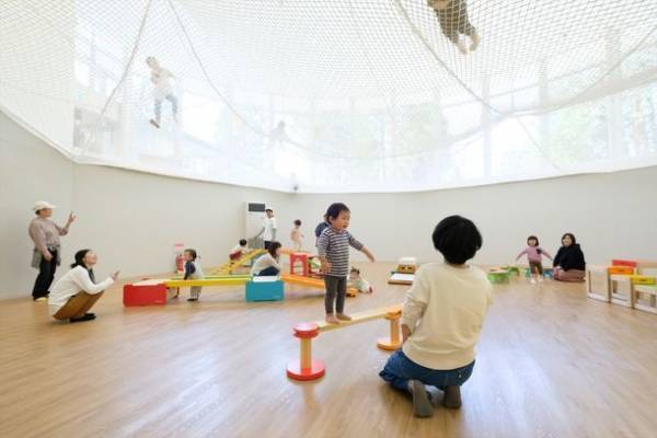 植村直己冒険館「どんぐりbase」がグッドデザイン賞受賞！遊具・建築・ランドスケープの融合による「ここにしかない」遊び場