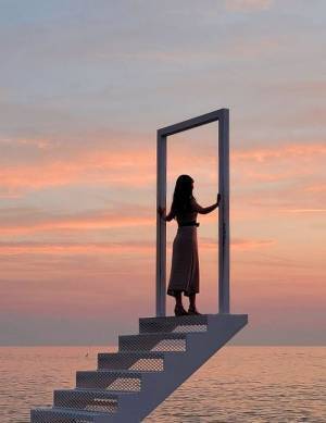 お待たせいたしました！！幸せのパンケーキ「淡路島リゾート」に新たなエリアが10月11日OPEN！！リゾートホテル仕様の豪華設備を完備したプライベートルームや更に海を間近に感じていただけるプライベートビーチ付きテラス席などお客様を非日常に誘います！！