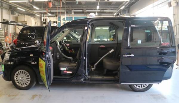 国際自動車、東京都福祉保健局からの委託により、抗体カクテル療法を希望する新型コロナ罹患者さまのご自宅と投与可能医療機関の送迎を開始