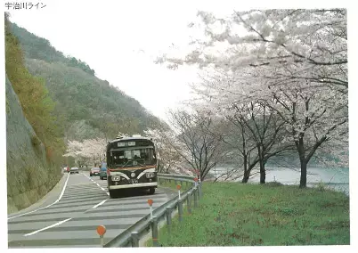 旧塗装復刻バスの運行について