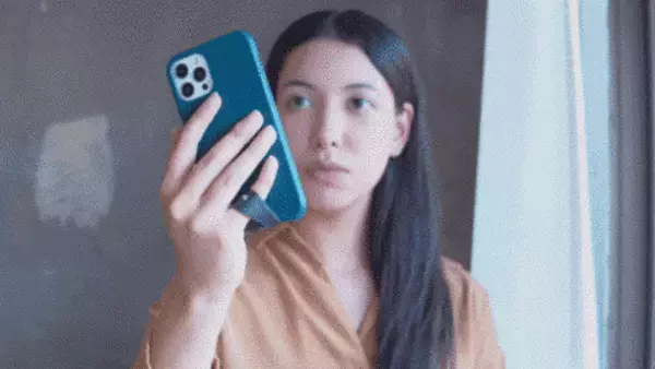 “もう握らない。”手のせ スマホリング「SYANTO V-ring」を発売