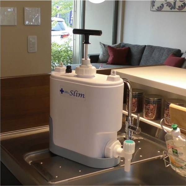 “もっと身近に備える”コンパクトでおしゃれな防災グッズ　非常用浄水器『コッくん飲めるゾウ スリム』新発売