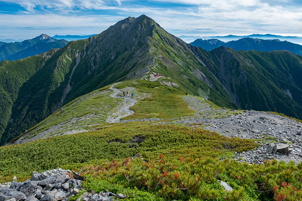 日本の山の高さ、川の長さ、湖の広さ トップ3はちゃんと知ってる？阪急交通社が知名度調査を実施 ～2位以下は答えられない人がほとんど！～