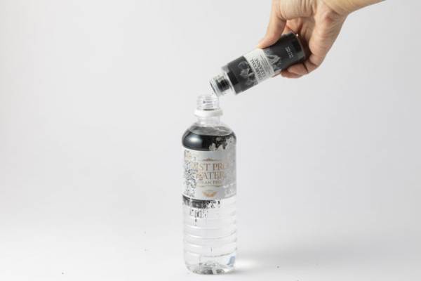 免活で“炭”に注目！「チャコールクレンズ」売上前年比122％　内側からきれいになると“炭”サプリメントが人気