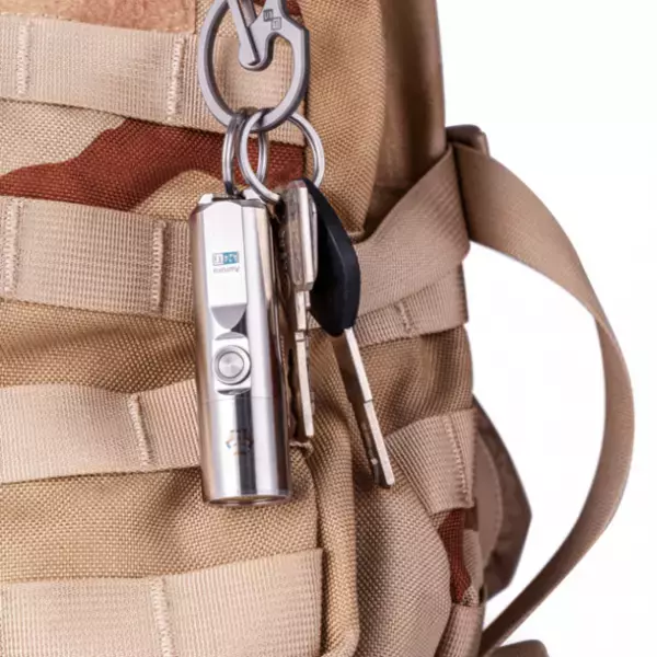 アウトドアに最適な極ミニチタン製高級LED懐中電灯をクラウドファンディングサイト「Machi-ya」にて11月27日まで先行販売開始！