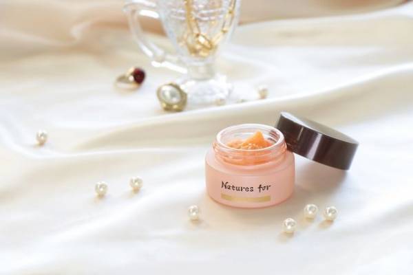 エイジングケアの「5つの機能」に着目して開発　＜自然成分100％＞ Natures for『チンクエパワーマスク』新発売