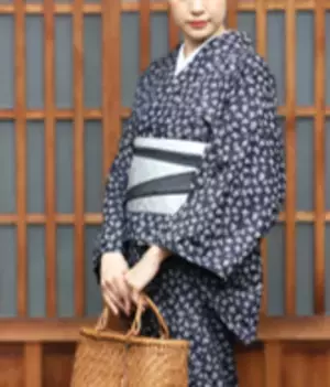 内田理央もイラストレーター田中かえも感動！「Qoo10で着物が買える♪」柔らかデニムでカジュアルに楽しめる岡山ジャガードデニム着物！TOKYO FM「Qoo10 presents 内田理央の明日、なに着よ？」