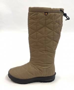 秋冬のアウトドアシーズンに最適なBOGSの人気ウィンターブーツ「SNOWDAY」3サイズに、新色“FOSSIL”登場！