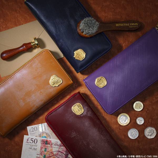 『名探偵コナン』から、ホームズの故郷・英国伝統のブライドルレザーを使用したスタイリッシュな長財布が登場！