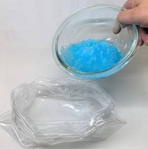 生ごみ、カップ麺の残り汁などを固める魔法の粉　『ふるだけ簡単ポイ！地球のふりかけ』が11月1日発売