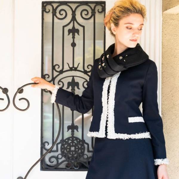 高級クチュールブランドの形の崩れない「Confide Stole」がMakuakeにてクラウドファンディングを開始　～Makuakeランキング売り上げ「トップワン」に選ばれました～