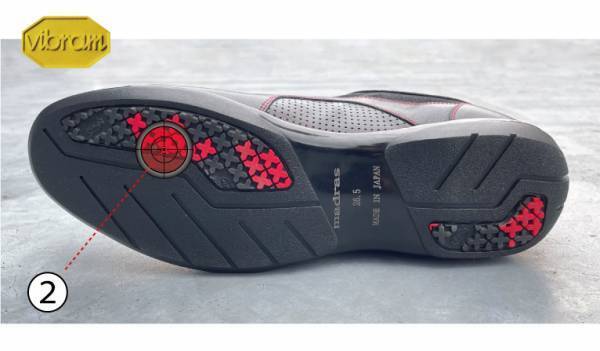 マドラス自社工場発　雨天対応ドライビングシューズマクアケにてクラウドファンディングに挑戦！