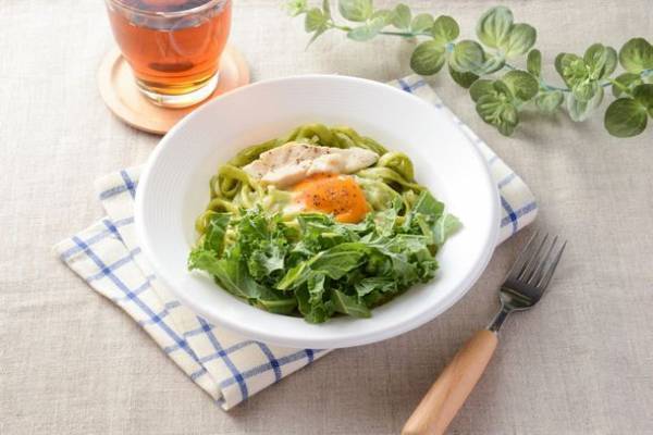 ナチュラルローソンで「オイルの魅力フェア」開催　“脂肪燃焼体質化”を促すMCTオイル配合商品10種類が新登場　期間：2021年10月26日(火)～11月29日(月)