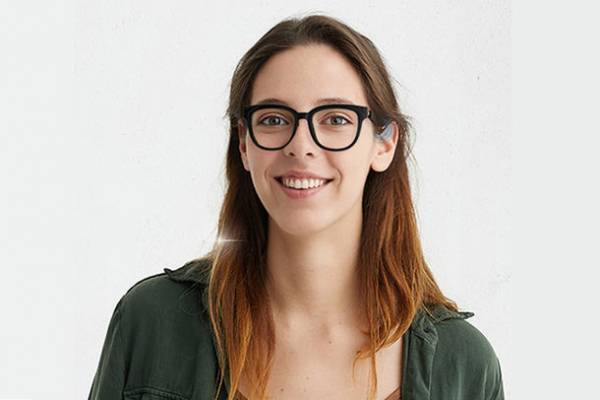 テクノロジーを身につける次世代メガネ「ERANスマートグラス」のクラウドファンディングを10月28日に開始！ハンズフリー、イヤホンなしで音楽や通話が楽しめる！