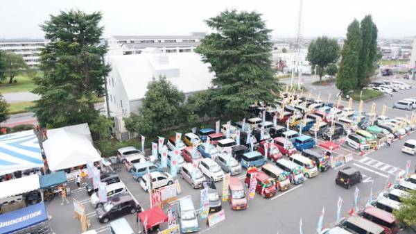 2日間限定 新車購入特別金利0.00％キャンペーン「ロイヤルのクルマ展示即売会」を11月6日・7日の2日間、イオン南松本店にて開催