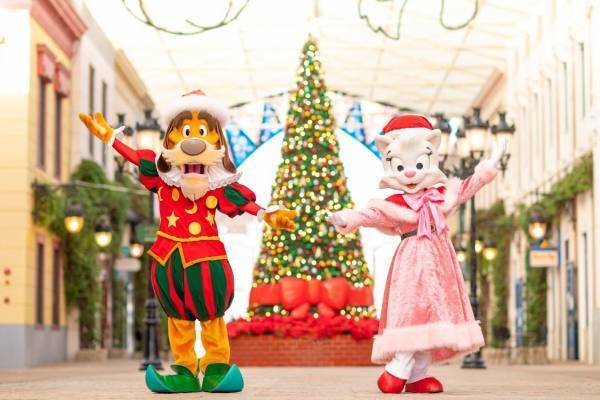 【志摩スペイン村】11月12日（金）　高さ約7ｍのクリスマスビッグツリー登場！「スパークリング・クリスマス」の実施