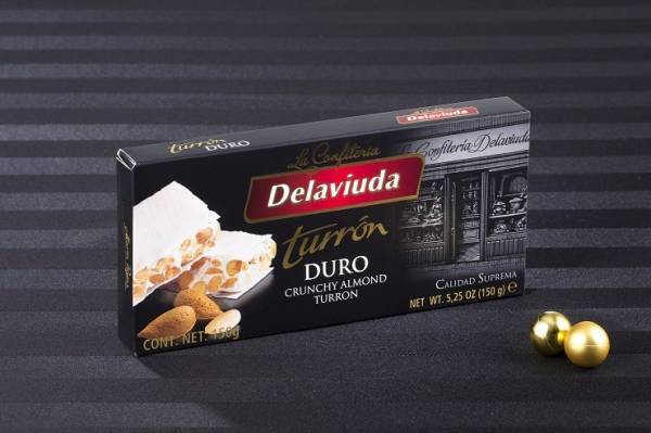 【志摩スペイン村】11月12日（金）　高さ約7ｍのクリスマスビッグツリー登場！「スパークリング・クリスマス」の実施