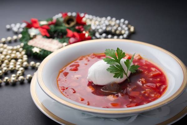 【志摩スペイン村】11月12日（金）　高さ約7ｍのクリスマスビッグツリー登場！「スパークリング・クリスマス」の実施