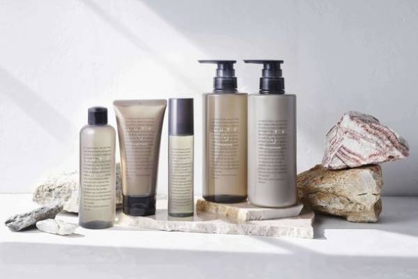 “はがれない・乾かない・密着が続く”　新触感シートマスクで潤う透明美肌に『ルーティーモイスチャーマスク』新発売