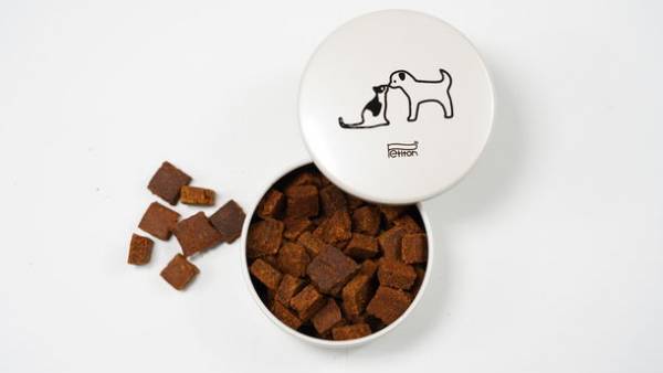 日本初！※犬のためのヴィーガンCBDクッキー「CBDogのおやつ」を発売！