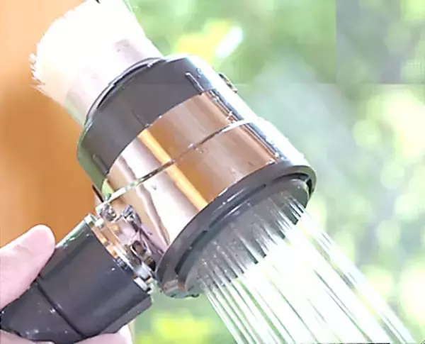 回転ブラシ洗顔ができる すご泡の「Roll-Spaシャワーヘッド」　クラウドファンディング Makuakeにて11月2日 先行予約販売開始