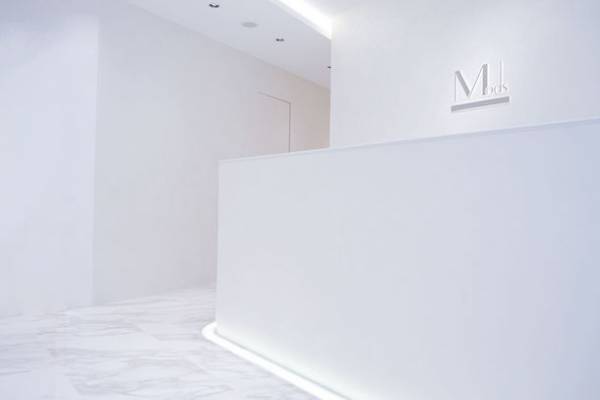 「お尻に傷跡を作らない脂肪吸引」。脂肪吸引専門のモッズクリニックが独自のカニューレを駆使した“新技術”を開発