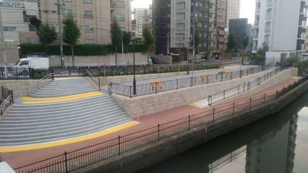 名古屋市の堀川「尾頭橋親水広場」にて飲食・集客イベントの社会実験を実施！『尾頭橋リバーサイドパンマルシェ』を11/14～ 週末に開催