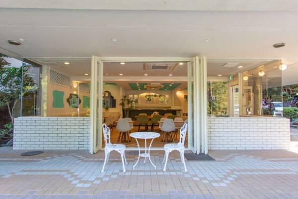 箱根湯本温泉　須雲川沿いのカフェ『花車』が2021年11月リニューアル！［2030 SDGs公認ファシリテーター］の資格を持つ若女将監修のコンセプトとメニュー構成で新たにオープン