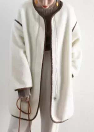 内田理央も塩野瑛久も思わず唸る！「う～ん…可愛い！！」ニットを重ね着したようなレイヤード風ざっくりニット♪TOKYO FM「Qoo10 presents 内田理央の明日、なに着よ？」