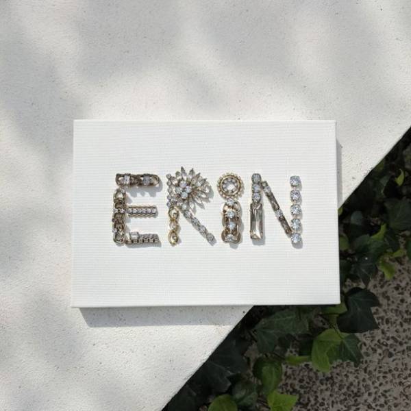 ネコちゃん・ワンちゃんの手足形をボードに残す　ペット向け「ビジューボード」のオーダーを12/9に開始