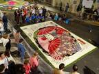 10,000本の花で描かれた巨大な浮世絵が、東京ミッドタウン日比谷に出現！