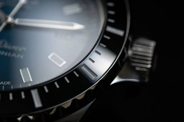 歴史的なミリタリーウォッチコレクションを高性能な1000m防水とスタイリッシュなデザインで再解釈した「スカイダイバー ネプチュニアン オートマティック」　11月13日(土)から全国発売