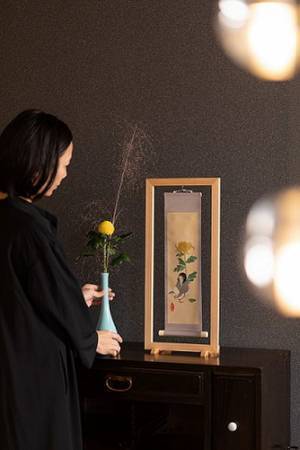 ～“着る”から“掛ける”へ・季節を楽しむ「着物」を家でも～節句の小軸「彩暦(あやごよみ)」を発表