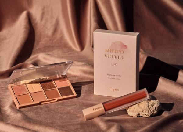 韓国コスメの実力派ブランド「Flynn(フリン)」から新商品「ミューテッドベルベットキット」、11月15日(月)発売！