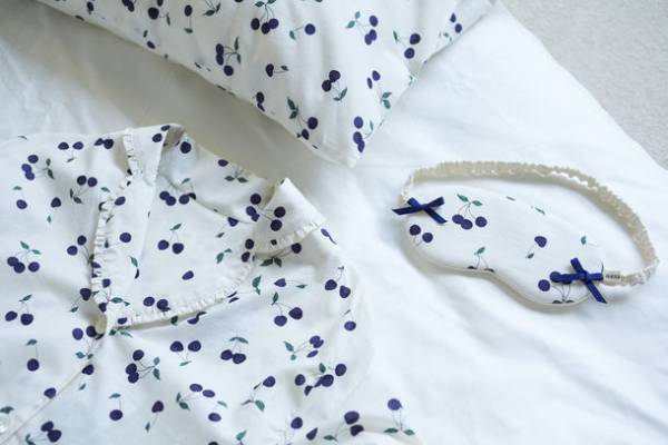 Happy＆Loveのシンボルで眠りながら運気を引き寄せるオーガニックコットンの「さくらんぼパジャマ」が新年に発売！リリースを記念してHappy New Sleep さくらんぼセットも登場