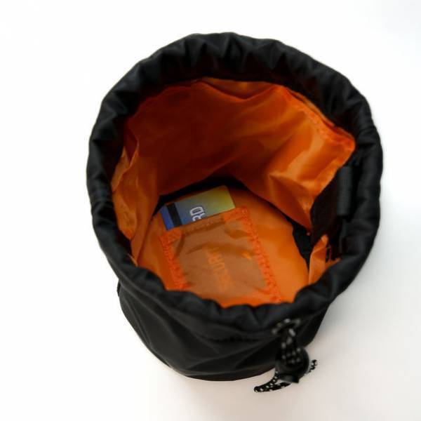 忘れ物がなくなるバッグ『SET.』がmakuakeにて目標金額の3800％を達成！