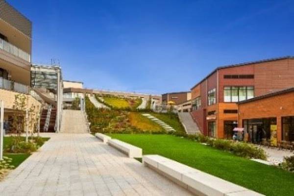 全国に「LOVE」をお届け中の大きなスヌーピートラック『SNOOPY HAPPINESS FLOAT』は、いよいよ終盤へ　旅の最後は、南町田グランベリーパークへの帰還が決定！2021年12月11日(土)～2022年5月8日(日)