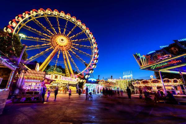 プロポーズの場所人気ランキング＆シチュエーション1位は？独身女性300人にアンケート調査を実施