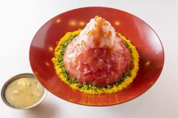 デカ盛り海鮮丼・ジャンボ餃子・ジューシー肉バーガー・熱々チーズオムライス　食のテーマパーク「伊豆・村の駅」にて新フードメニューの『食フェス』開催！