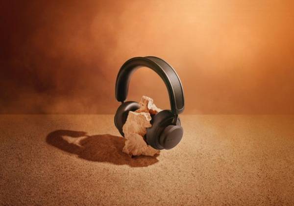 世界初、Powerfoyleソーラーパネルで充電できるワイヤレスヘッドフォン「urbanista LOS ANGELES」を2021年11月26日(金)に発売