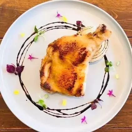 ひらかたパークに期間限定の特別なフードが集結！クリスマスフードカーニバル開催