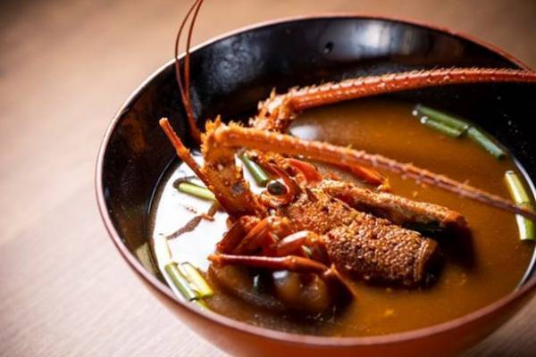 【泊まれる「隠れ家料亭」】「湯河原温泉おやど瑞月」にて伊豆の伊勢海老を中心とした特別懐石プランを12月1日(水)より販売開始