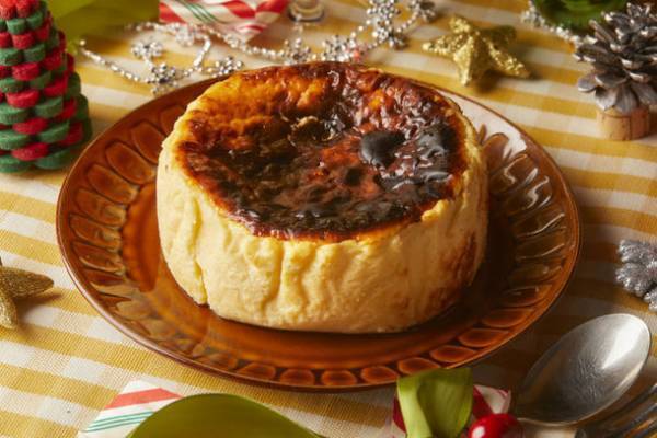 ～楽しく食卓を囲むスペインスタイルのクリスマスで～　「バル・ポルティージョ」のクリスマス特別メニュー