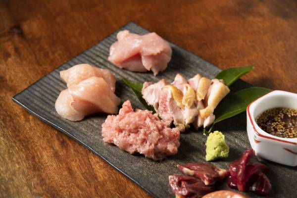 やきとり嶋家 南麻布は、鶏の飼料として規格外野菜の使用を2021年12月より開始　SDGs新メニューも登場！