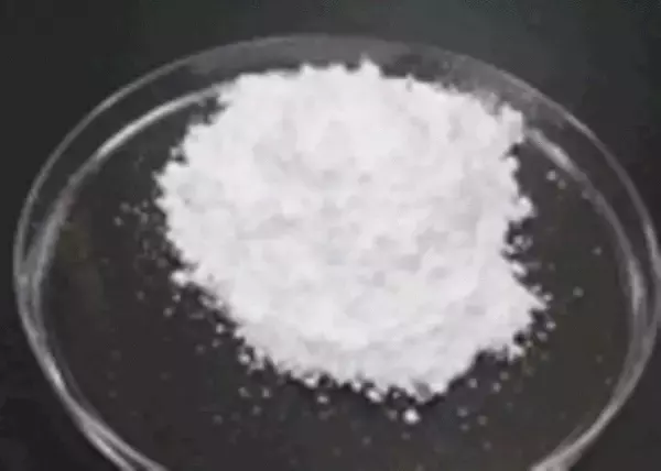 テイカ製薬　ミノキシジルよりも毛の伸長を促進する純国産セラミック物質を発見！